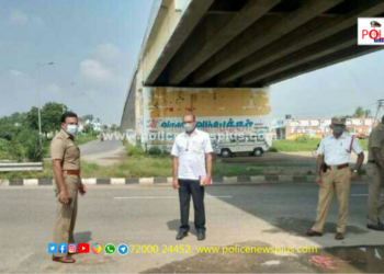 வாகன சோதனையின்போது நிற்காமல் அதிவேகமாகச் சென்ற வேன் மோதியதில், மோட்டார் வாகன ஆய்வாளர் பரிதாபமாக உயிரிழந்தார்.