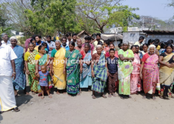 பொதுமக்கள் முற்றுகைப் போராட்டம்