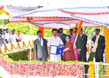 தமிழக அரசின், சிறந்த சமூகசேவகர் விருது!