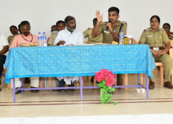 விழா ஆலோசனைக் கூட்டம், காவல்  கண்காணிப்பாளர்!