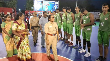 போட்டியை துவக்கி வைத்த, காவல் கண்காணிப்பாளர்!