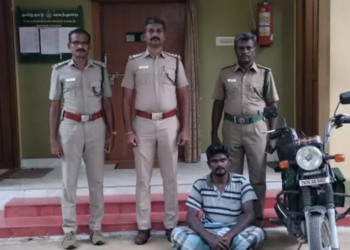 சந்தன கட்டைகள் கடத்திய, வாலிபர் கைது!