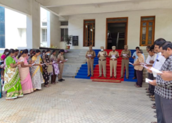 காவல் அலுவலகத்தில், போதை தடுப்பு உறுதிமொழி!