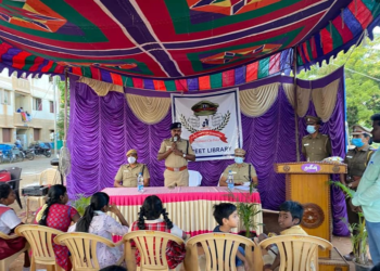 வீதிதோறும் நூலகம் திட்டத்தை தொடங்கி வைத்த, காவல் ஆணையர்!