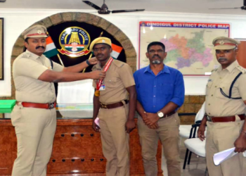 400 மீட்டர் ஓட்ட போட்டியில், தங்கப்பதக்கம் வென்றகாவலர்!