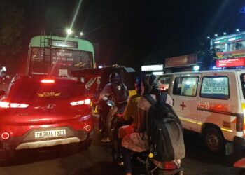 போக்குவரத்து காவலர்களை நியமிக்க, பொதுமக்கள் கோரிக்கை!