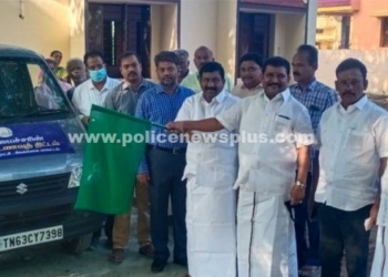 உணவு வாகனத்தை, துவக்கி வைத்த நகரமன்ற தலைவர்!