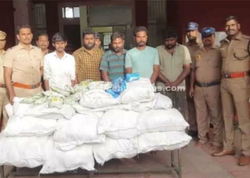 கடத்திய 13 மூட்டை புகையிலை, பொருட்கள் பறிமுதல் 5 பேர் கைது!