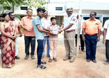 17 ஆயிரம் மதிப்புள்ள பொருட்கள் வழங்கிய திண்டுக்கல் தலைமை காவலர்