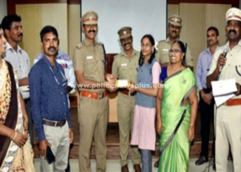 மாணவர்களுக்கு  பரிசுகளை வழங்கிய  S.P