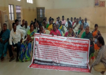 மதுரை அருகே சாலையோர வியாபாரிகள் போராட்டம்