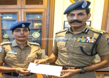 பெண் தலைமை காவலரை பாராட்டிய D.G.P