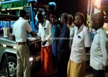 வாகன ஓட்டுநர்ளுக்கு தேநீர் வழங்கிய S.P