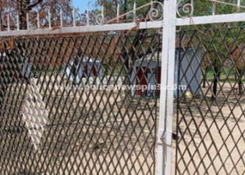 பட்டாசு ஆலைகளை திறக்க கோரிக்கை