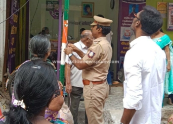 குடியரசு தினத்தை முன்னிட்டு தையல் இயந்திரங்கள் வழங்கிய கொளத்தூர் காவல் ஆய்வாளர் திரு.லோகநாதன்