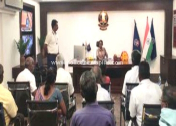 மக்களின் குறைகளை கேட்டறிந்த S.P