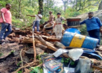 குண்டூர் பகுதியில் 600 லிட்டர் சாராய ஊறல்கள் அழிப்பு