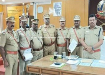 பணிபாராட்டு சான்றிதழ் வழங்கிய காவல் கண்காணிப்பாளர்