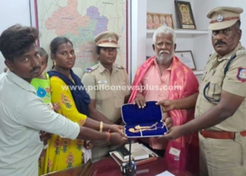 ஆட்டோ ஓட்டுனரை கௌரவித்த காவல்துறையினர்