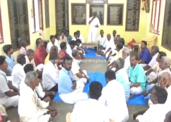 தச்சு தொழிலாளர்கள் வேலை நிறுத்தப் போராட்டம்