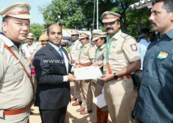 கும்பகோணம் S.I கீர்த்திவாசன் அவர்களுக்கு விருது வழங்கி பாராட்டு