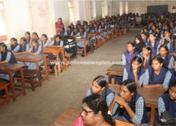 மகளே உனக்காக என்ற தலைப்பில் பிரச்சாரம் கூட்டம்