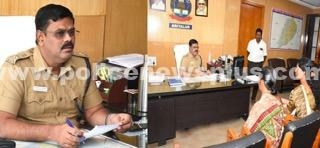 மாவட்ட காவல் அலுவலகத்தில் வாராந்திர சிறப்பு குறைதீர் முகாம்