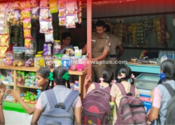 தென்காசி மாவட்ட காவல்துறை நடத்தும் அதிரடி சோதனை