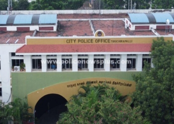 காவல் ஆணையர்  திடீர் ஆய்வு