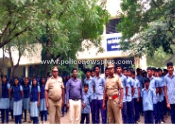 கல்வியும் காவலும் என்ற மாணவர்களுக்கான விழிப்புணர்வு திட்டம்