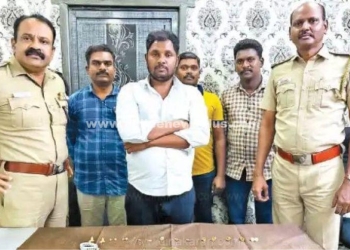 நகை திருடிய நபர்களை கைது செய்த போலீசார்