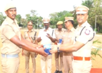 பயிற்சி ஊர்க்காவல் படை வீரர்களுக்கு பயிற்சி நிறைவு விழா