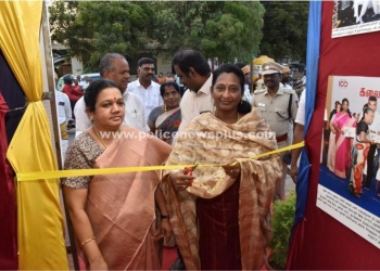 புகைப்படக் கண்காட்சியினை மதுரை மாவட்ட ஆட்சியர் திறப்பு