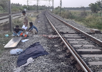 ரயிலில் விழுந்து முதியவர் தற்கொலை ரயில்வே போலீசார் விசாரணை: