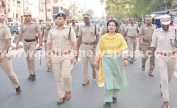 மத்தியபாதுகாப்பு படையினர் இணைந்து கொடி அணிவகுப்பு