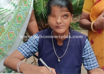 மாற்றுத்திறனாளி மாணவி சாதனை