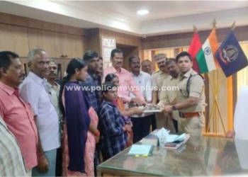 சக காவலர்கள் நிதியுதவி