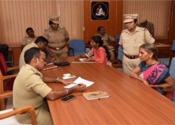 மதுரை மாநகரில் வாராந்திர பொதுமக்கள் குறைதீர்க்கும் மனு கூட்டம்