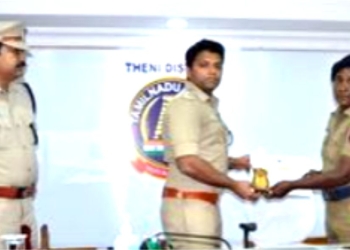 சீர்மிகு பணியை பாராட்டி நற்சான்றிதழ்கள் வழங்கிய S.P