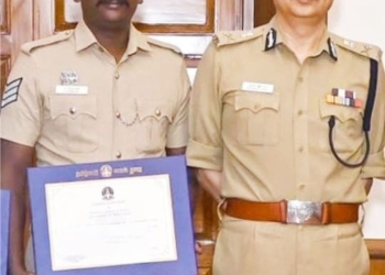 தலைமை காவலருக்கு பாராட்டு