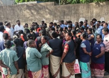 தொழிலாளர்கள் திடீர் போராட்டம்