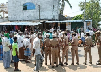 விவசாயிகள் சாலை மறியல் போராட்டம்