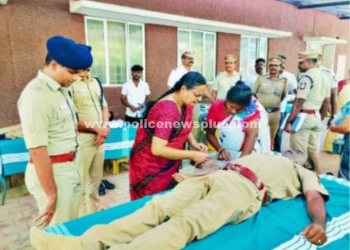 காவல்துறையினரின் சிறப்பு இரத்ததான முகாம்