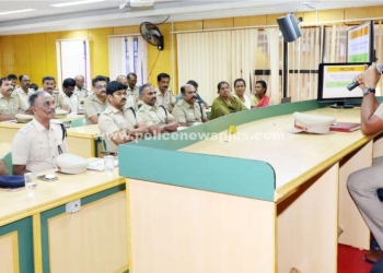 மாதாந்திர ஆய்வு கூட்டம்