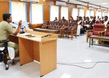 S.P தலைமையில் அறிவுரை கூட்டம்