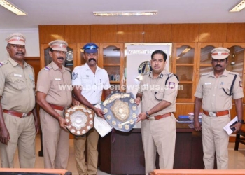 தங்கப்பதக்கம் வென்ற காவல் துறையினர்