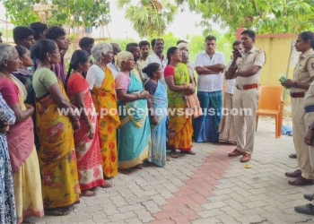 விழிப்புணர்வு ஏற்படுத்திய போலீசார்