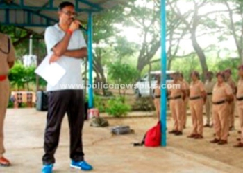 கவாத்து பயிற்சியை பார்வையிட்ட எஸ்.பி