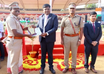 குடியரசு தின விழா அணிவகுப்பு மரியாதை