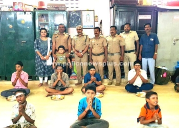 ஊர்காவல் படை தினத்தையொட்டி அன்னதானம் வழங்கும் நிகழ்ச்சி